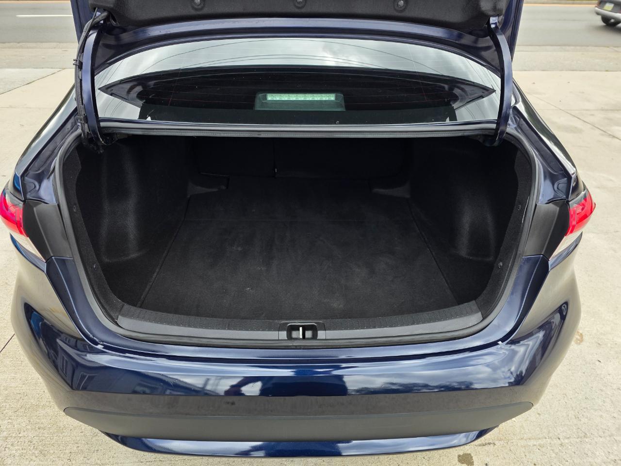 Toyota Corolla LE 2021