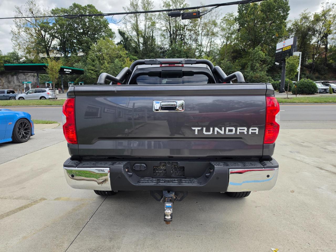Toyota Tundra SR5 5.7L V8 Double Cab 4WD 2019