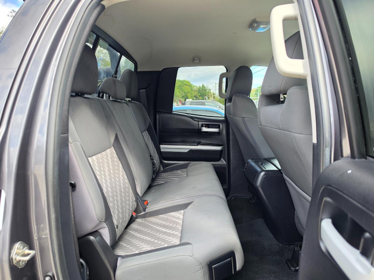 Toyota Tundra SR5 5.7L V8 Double Cab 4WD 2019