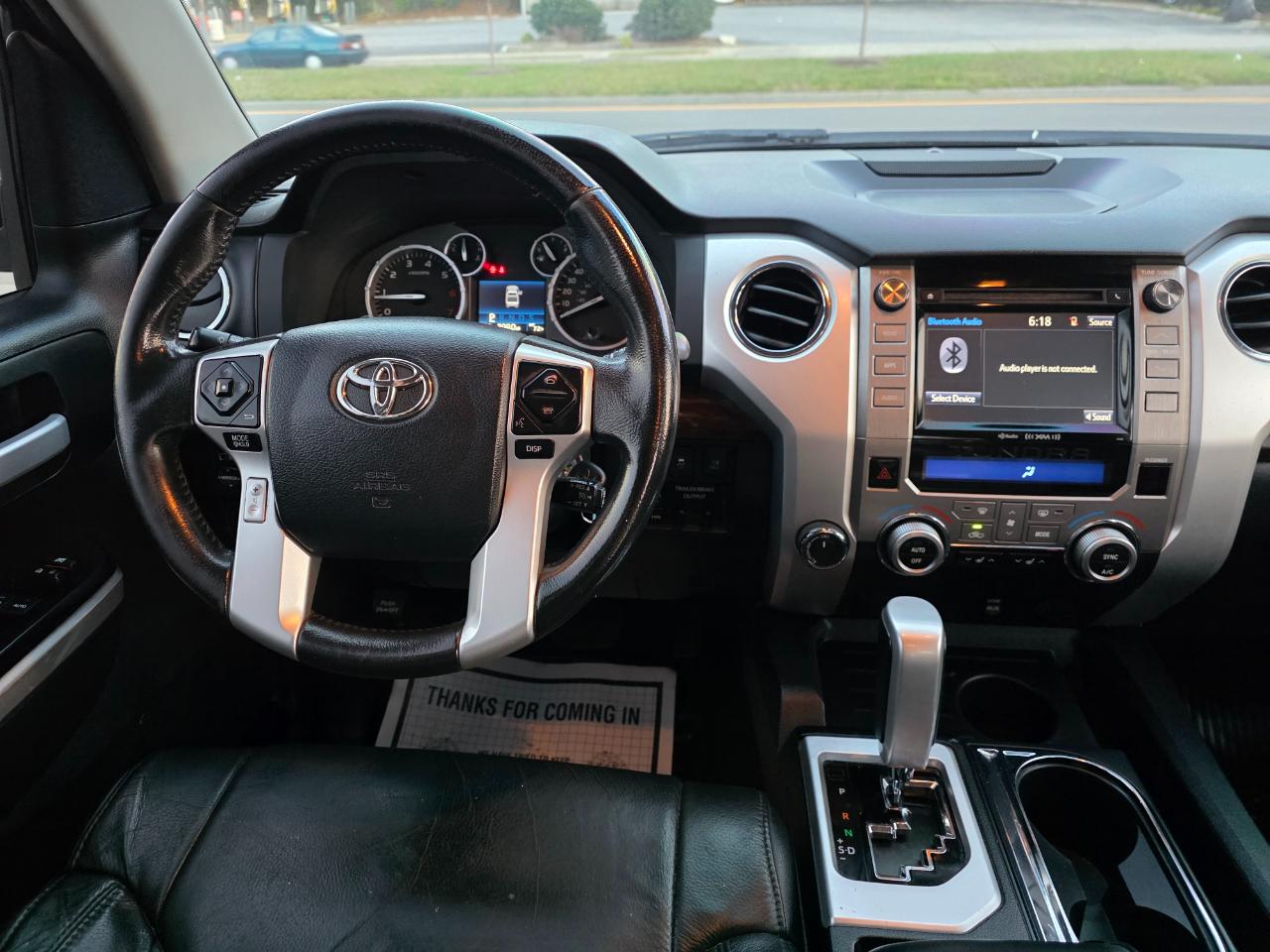 Toyota Tundra Limited 5.7L CrewMax 4WD 2017