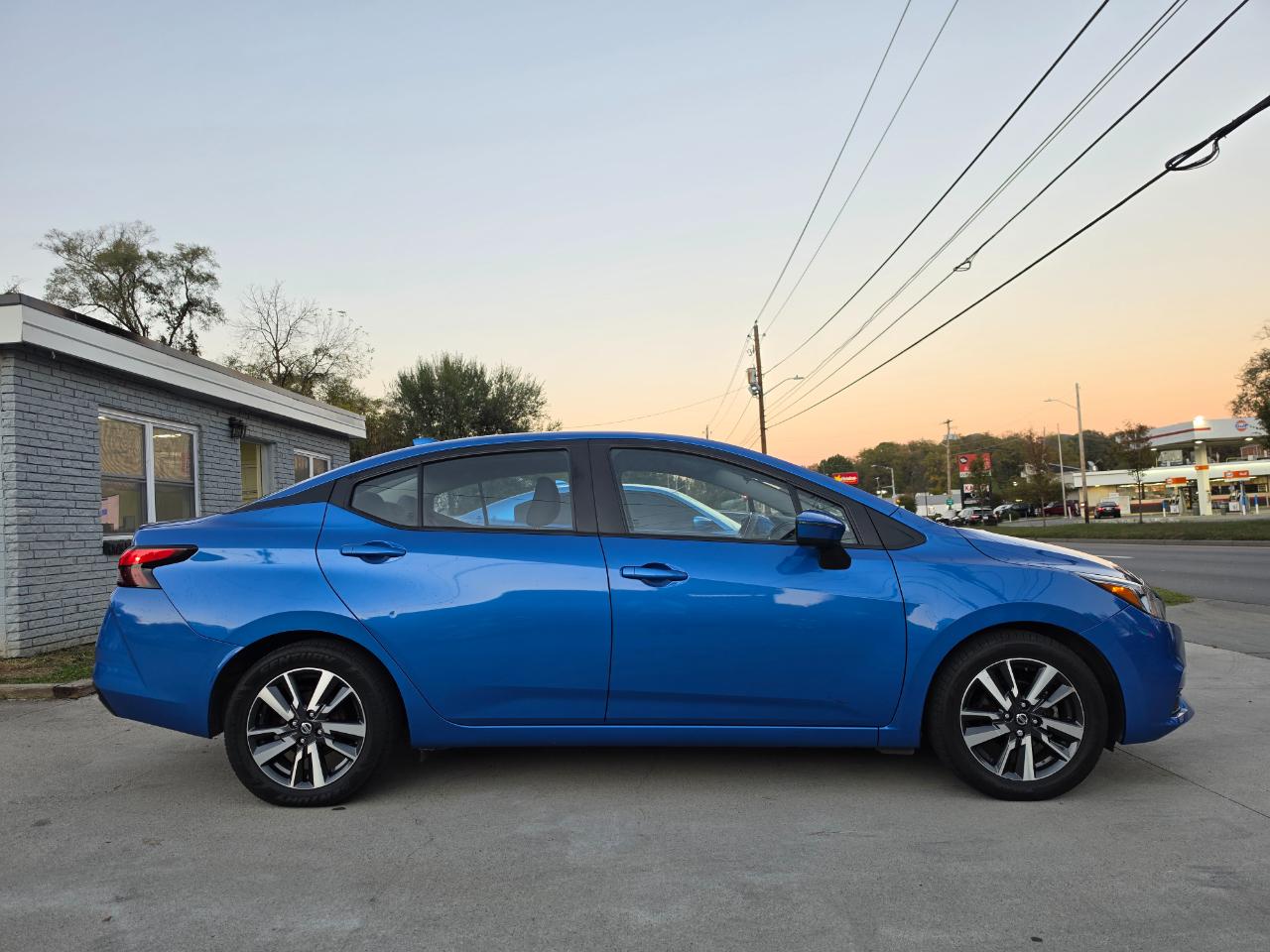 Nissan Versa SV 2021