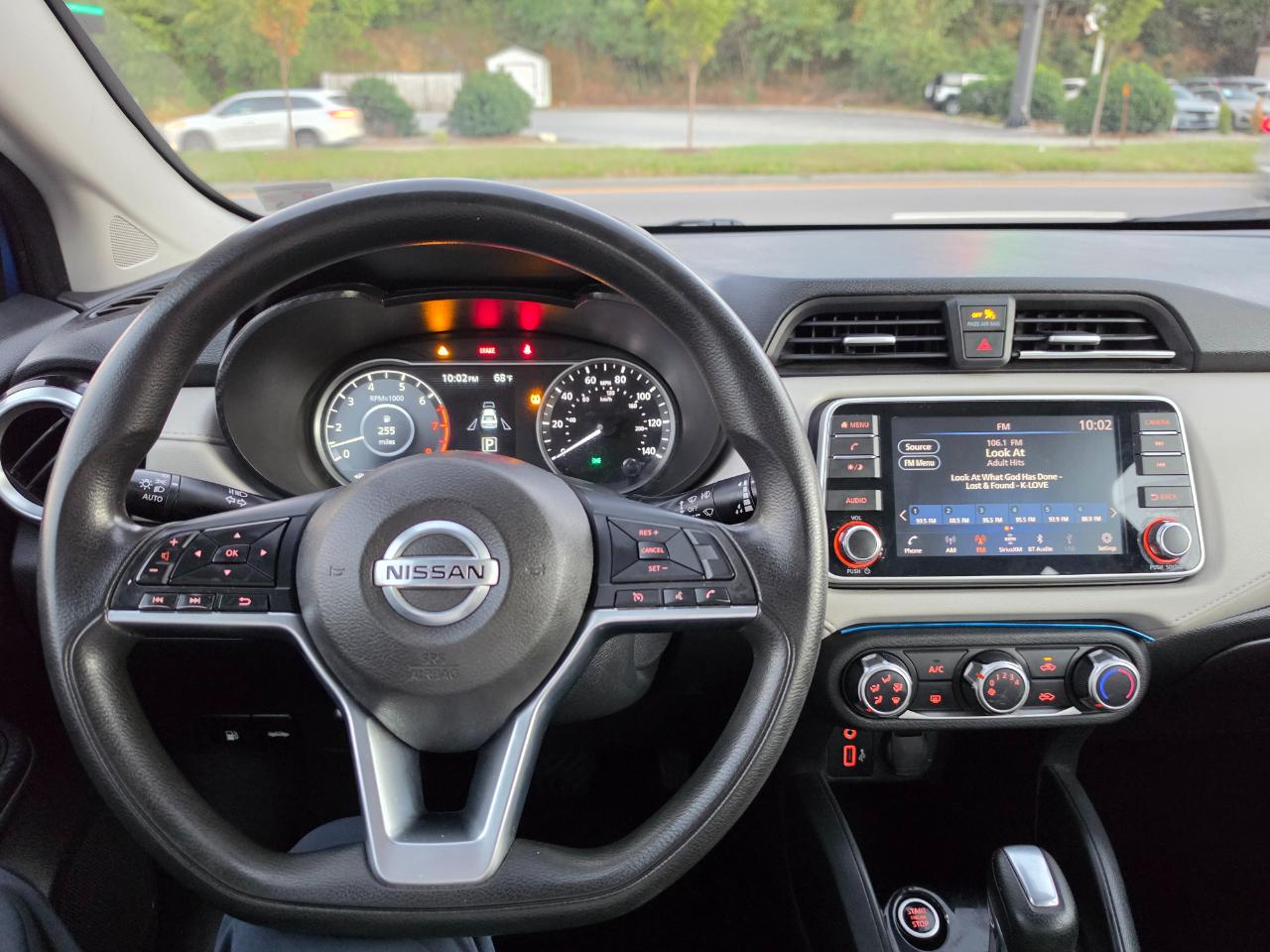 Nissan Versa SV 2021