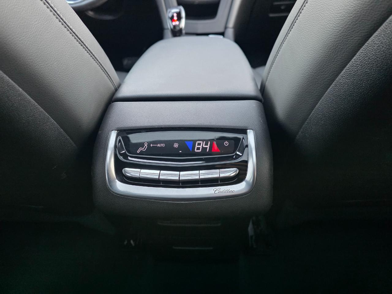 Cadillac XT6 Luxury AWD 2023