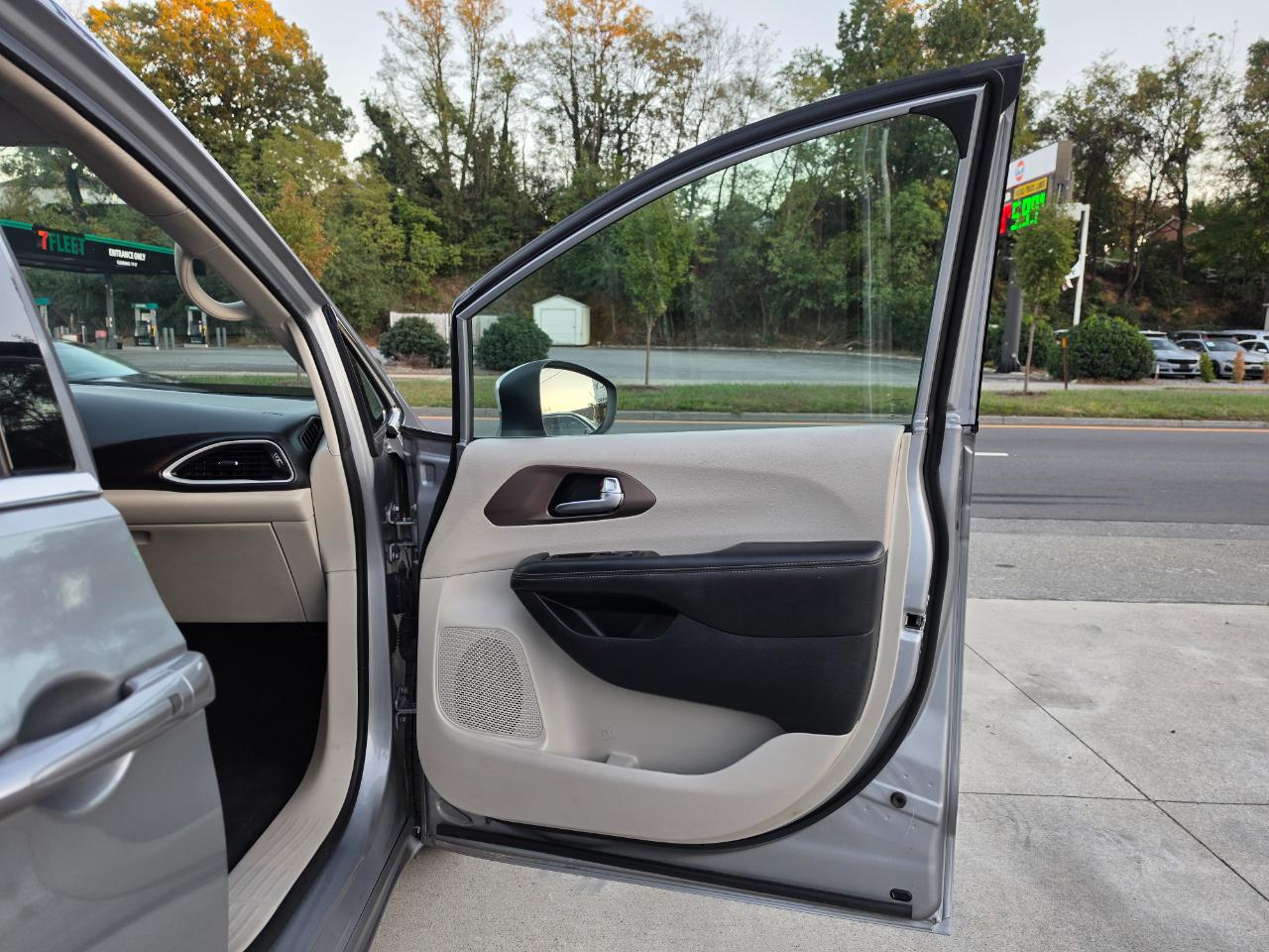 Chrysler Voyager LXI 2020