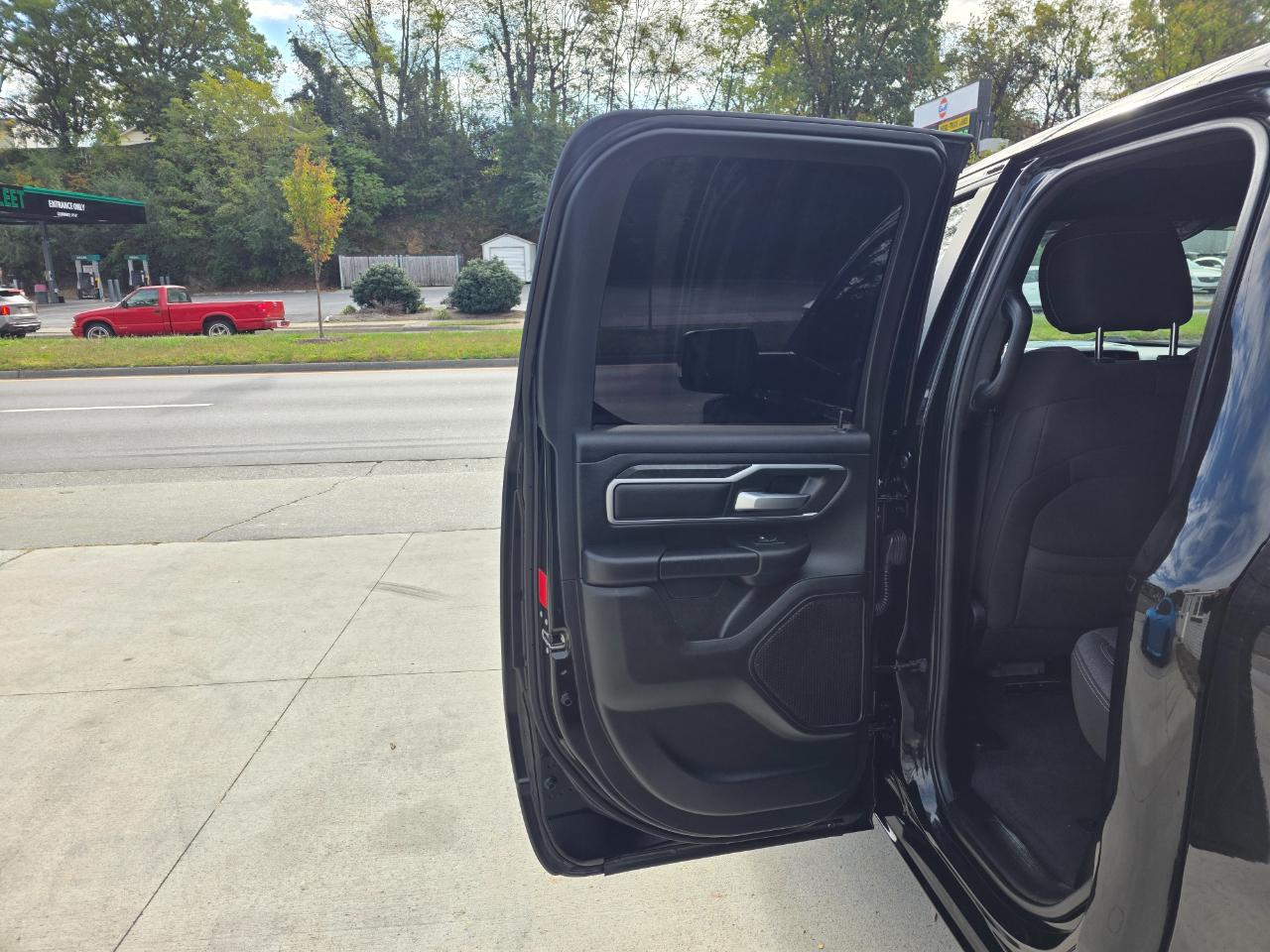 RAM 1500 Big Horn Quad Cab 4WD 2019