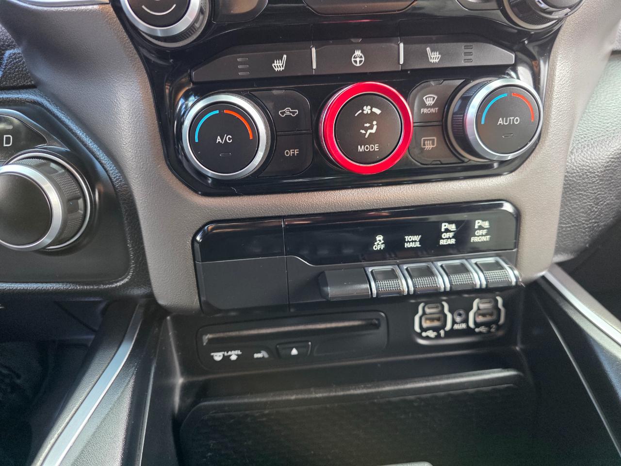 RAM 1500 Big Horn Quad Cab 4WD 2019