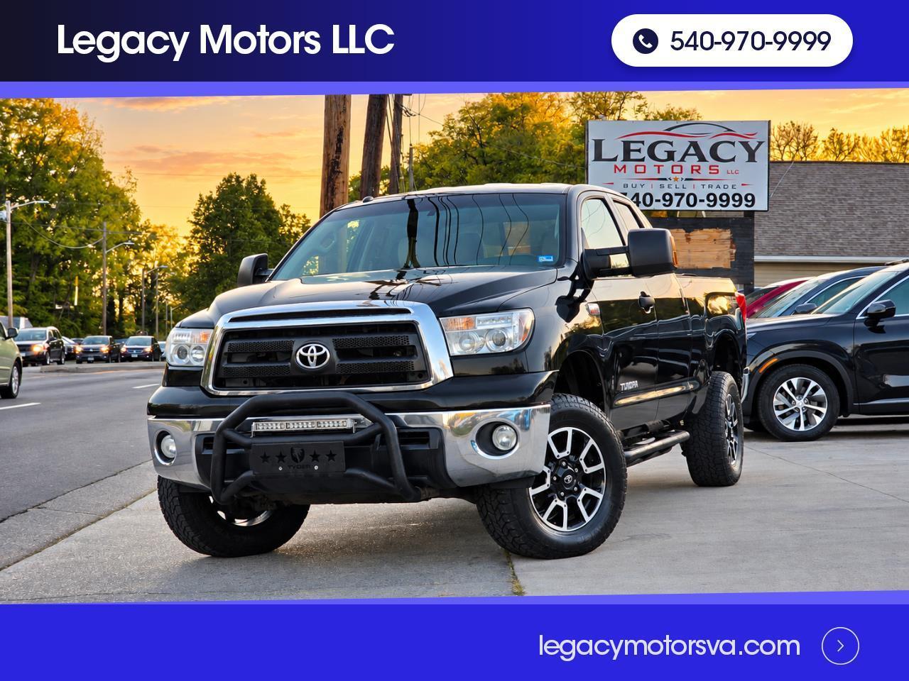 Toyota Tundra Tundra-Grade 5.7L Double Cab 4WD 2011