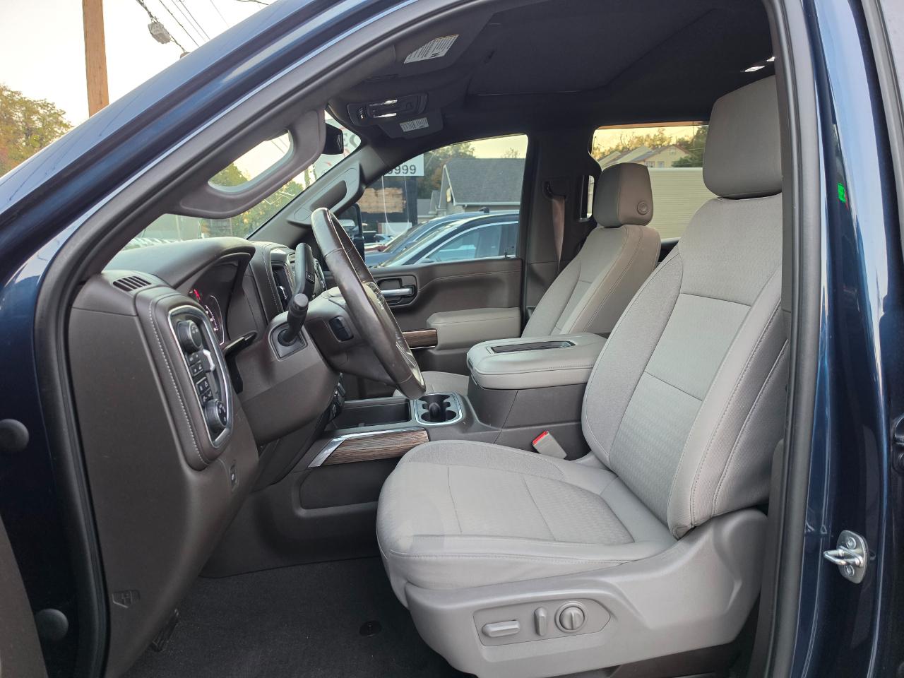 Chevrolet Silverado 1500 RST Crew Cab Long Box 4WD 2020