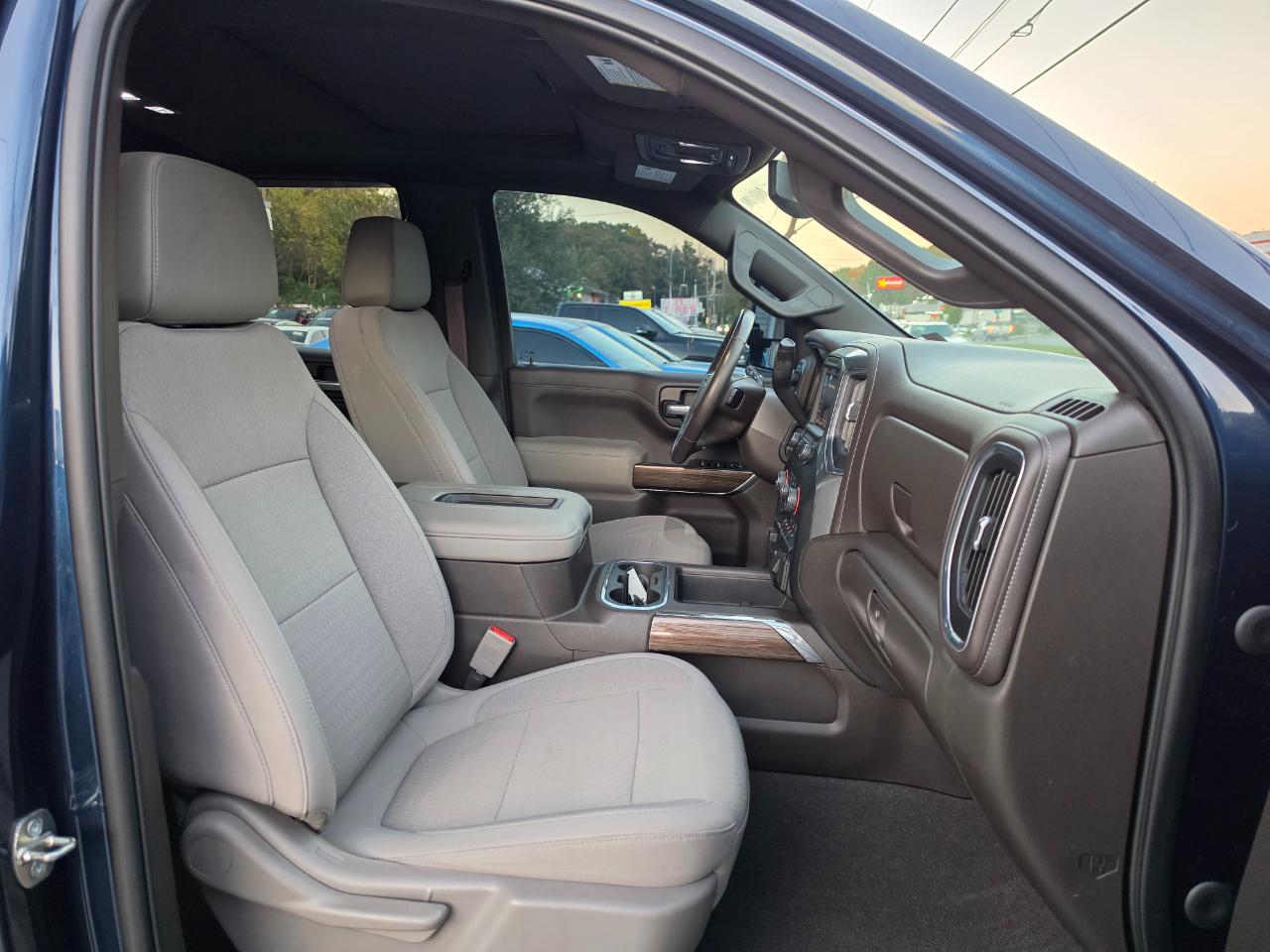 Chevrolet Silverado 1500 RST Crew Cab Long Box 4WD 2020