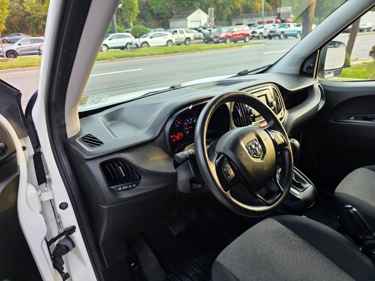 RAM ProMaster City Tradesman 2021