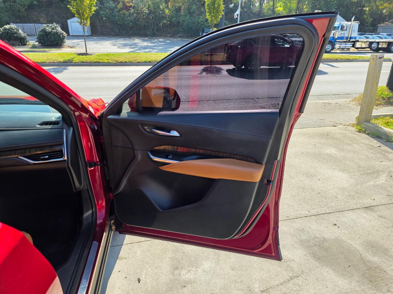 Cadillac XT4 Premium Luxury AWD 2019