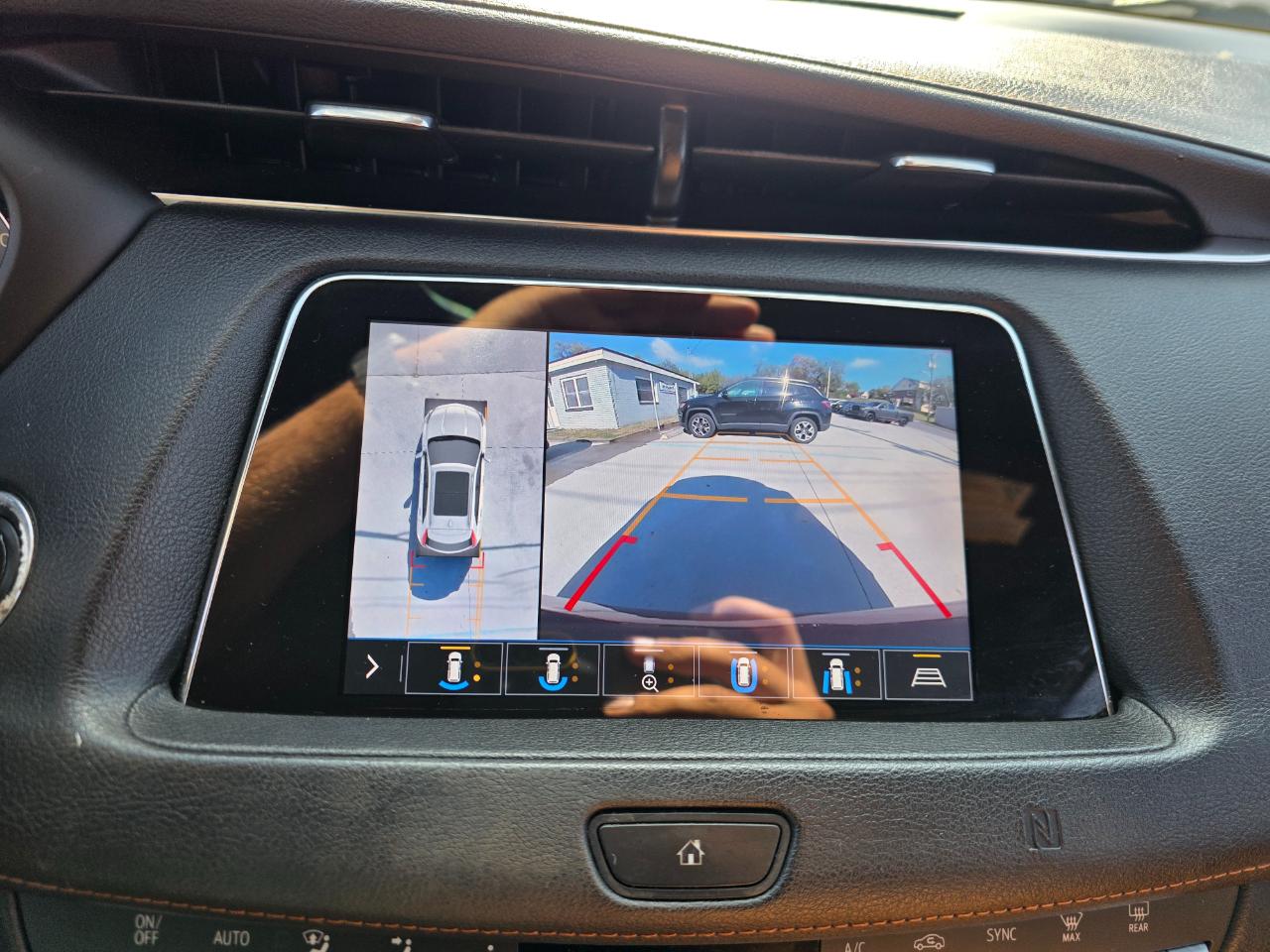 Cadillac XT4 Premium Luxury AWD 2019