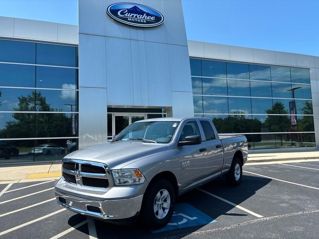 RAM 1500 Classic SLT 4x4 Quad Cab 6'4" Box 2024