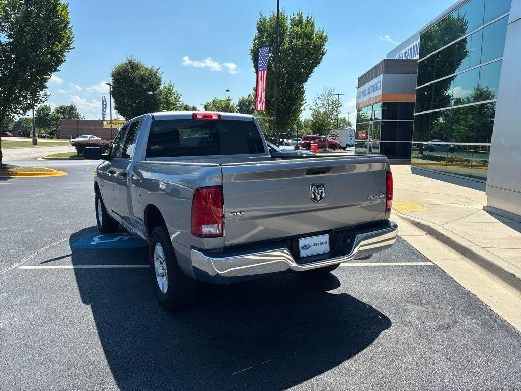 RAM 1500 Classic SLT 4x4 Quad Cab 6'4" Box 2024