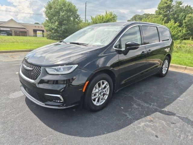 Chrysler Pacifica Touring L FWD 2024