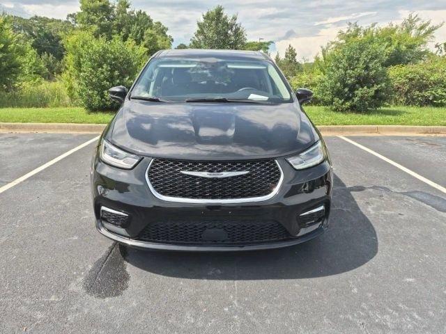Chrysler Pacifica Touring L FWD 2024