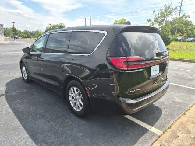 Chrysler Pacifica Touring L FWD 2024