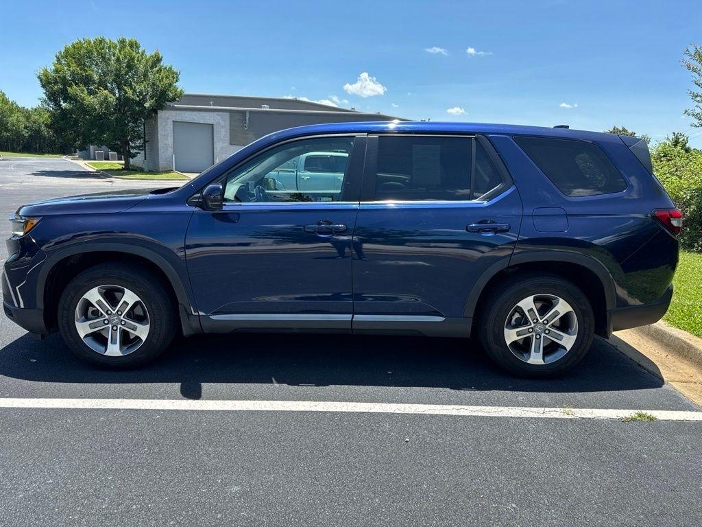 Honda Pilot EX-L 7 Passenger 2WD 2023