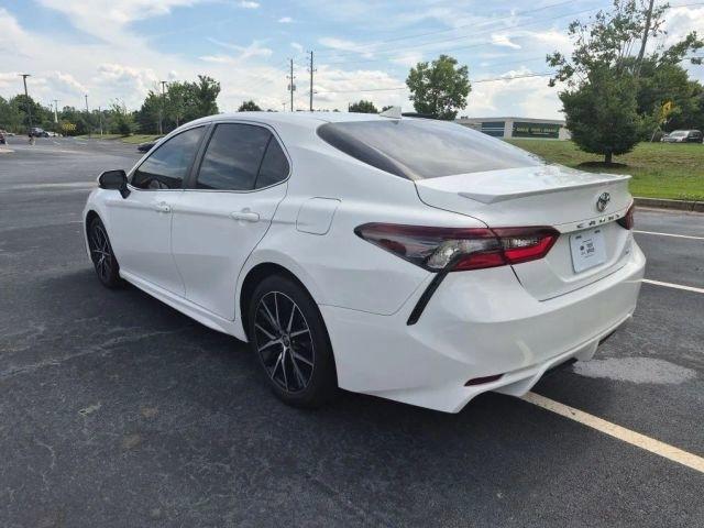 Toyota Camry SE Auto (Natl) 2024