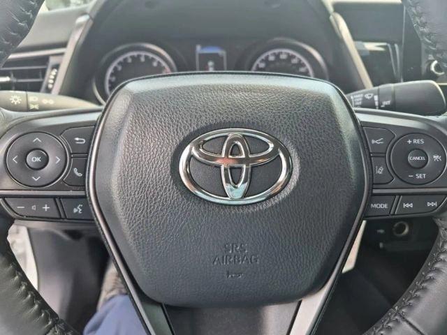 Toyota Camry SE Auto (Natl) 2024