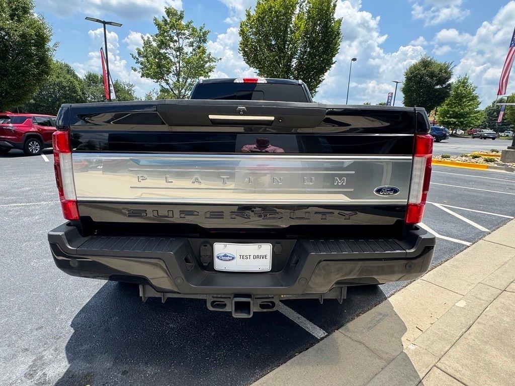 Ford Super Duty F-450 DRW Platinum 4WD Crew Cab 8' Box 2019