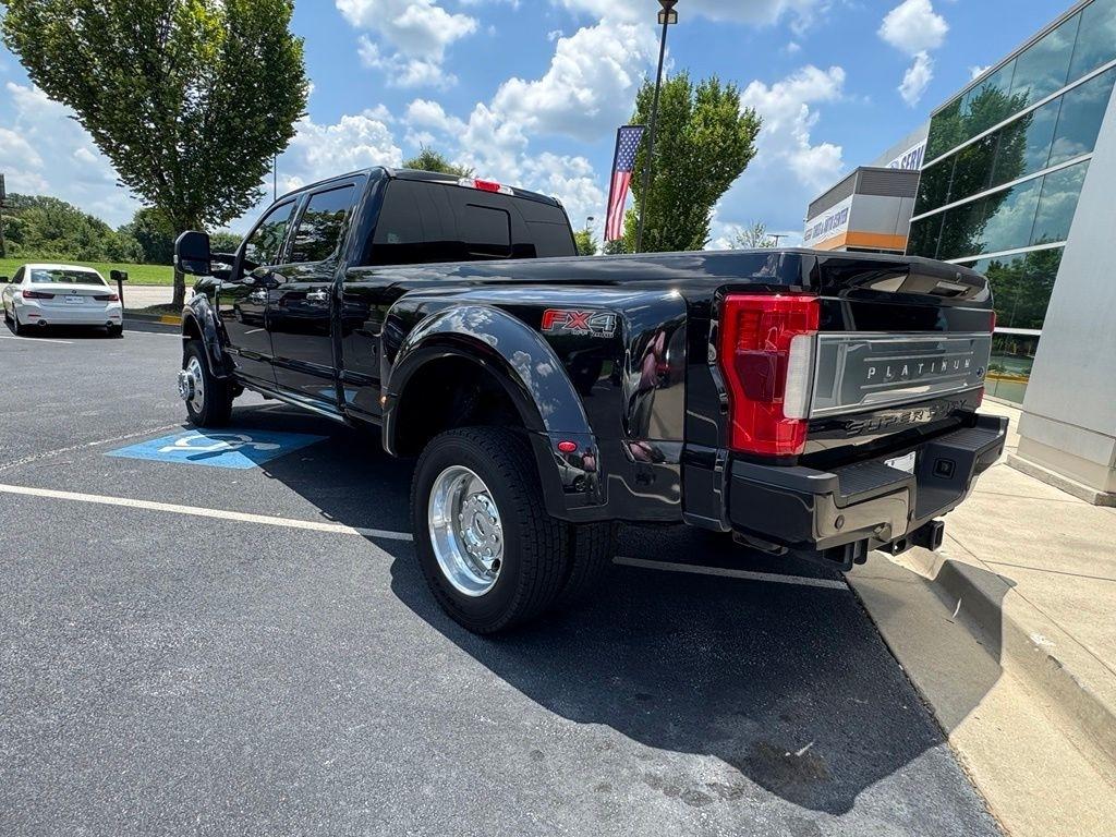 Ford Super Duty F-450 DRW Platinum 4WD Crew Cab 8' Box 2019