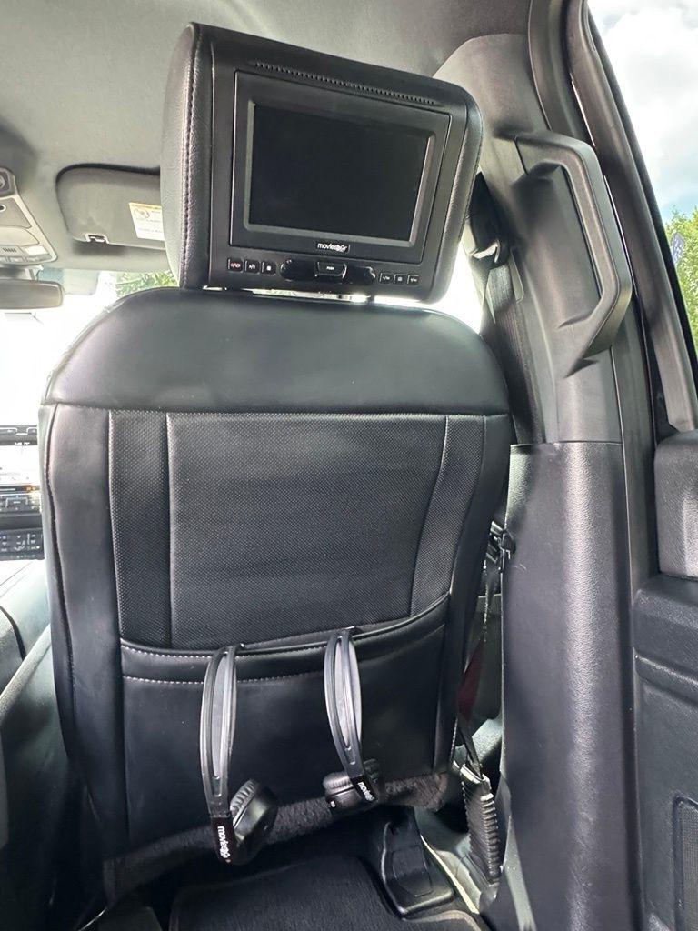 Ford Super Duty F-450 DRW Platinum 4WD Crew Cab 8' Box 2019