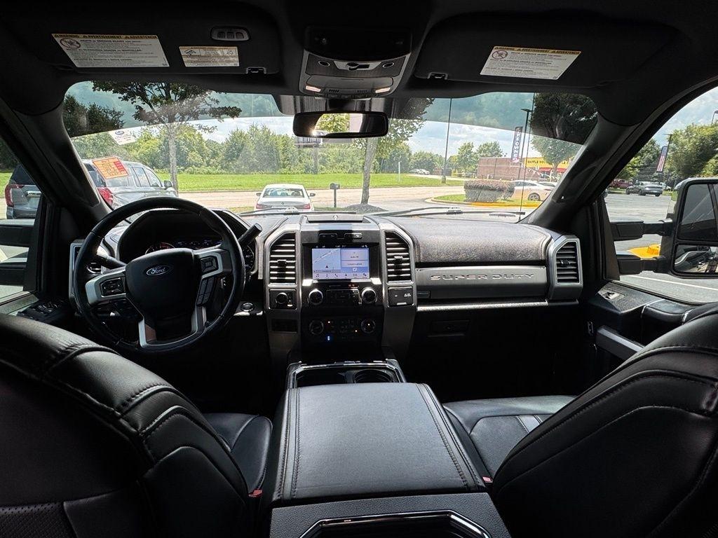 Ford Super Duty F-450 DRW Platinum 4WD Crew Cab 8' Box 2019