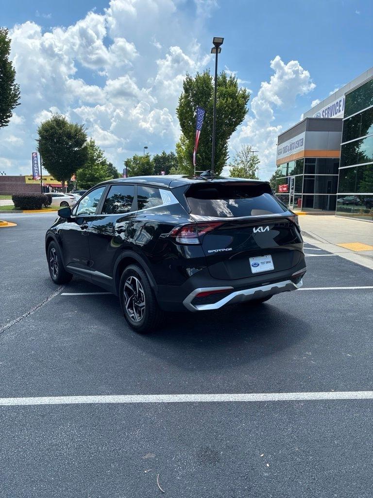 Kia Sportage LX FWD 2024