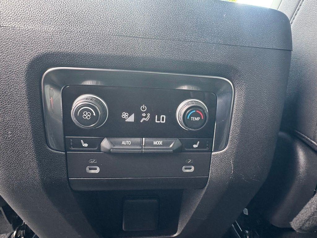 Chevrolet Tahoe 2WD 4dr LT 2024