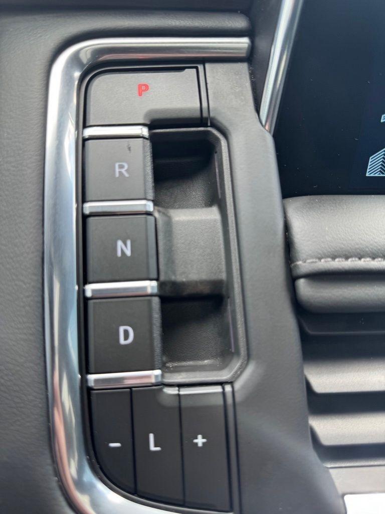 Chevrolet Tahoe 2WD 4dr LT 2024