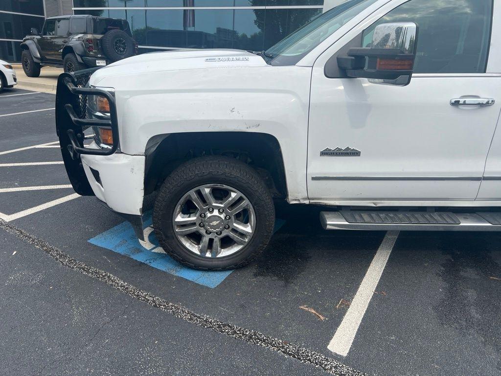 Chevrolet Silverado 2500HD 4WD Crew Cab 153.7" High Country 2017