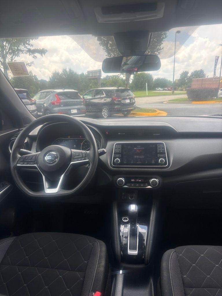 Nissan Kicks SV FWD 2020