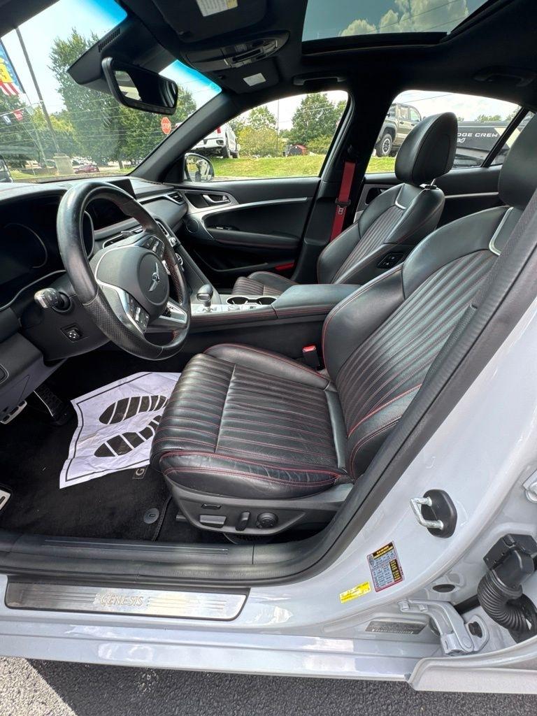 Genesis G70 3.3T RWD 2022