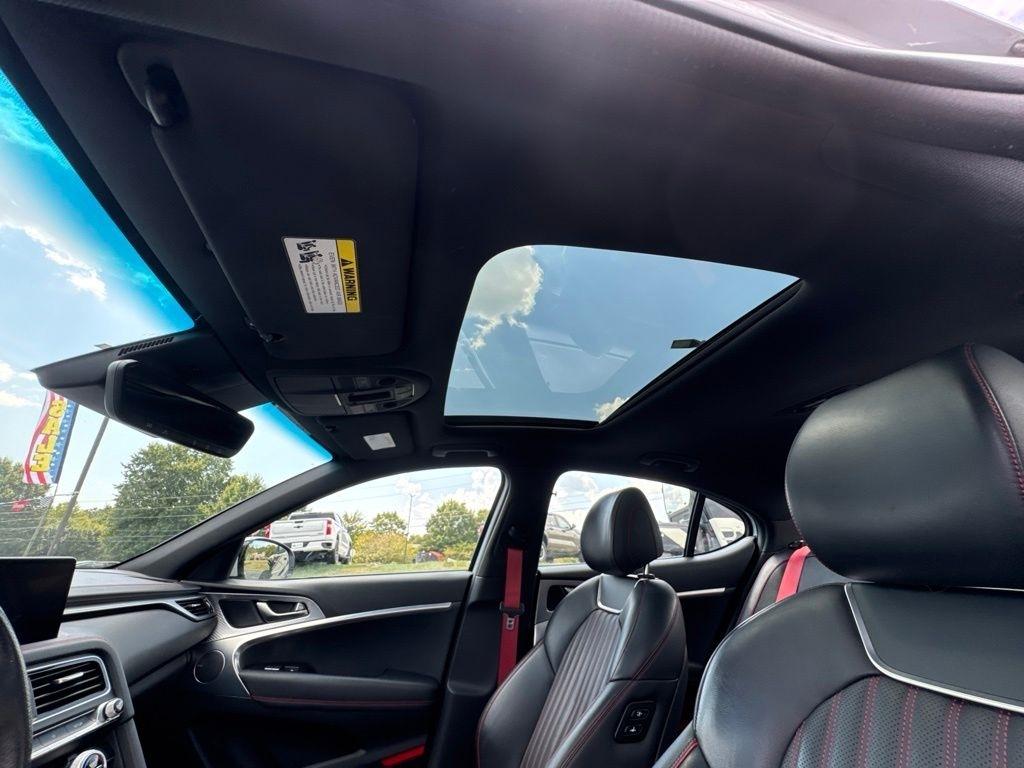 Genesis G70 3.3T RWD 2022