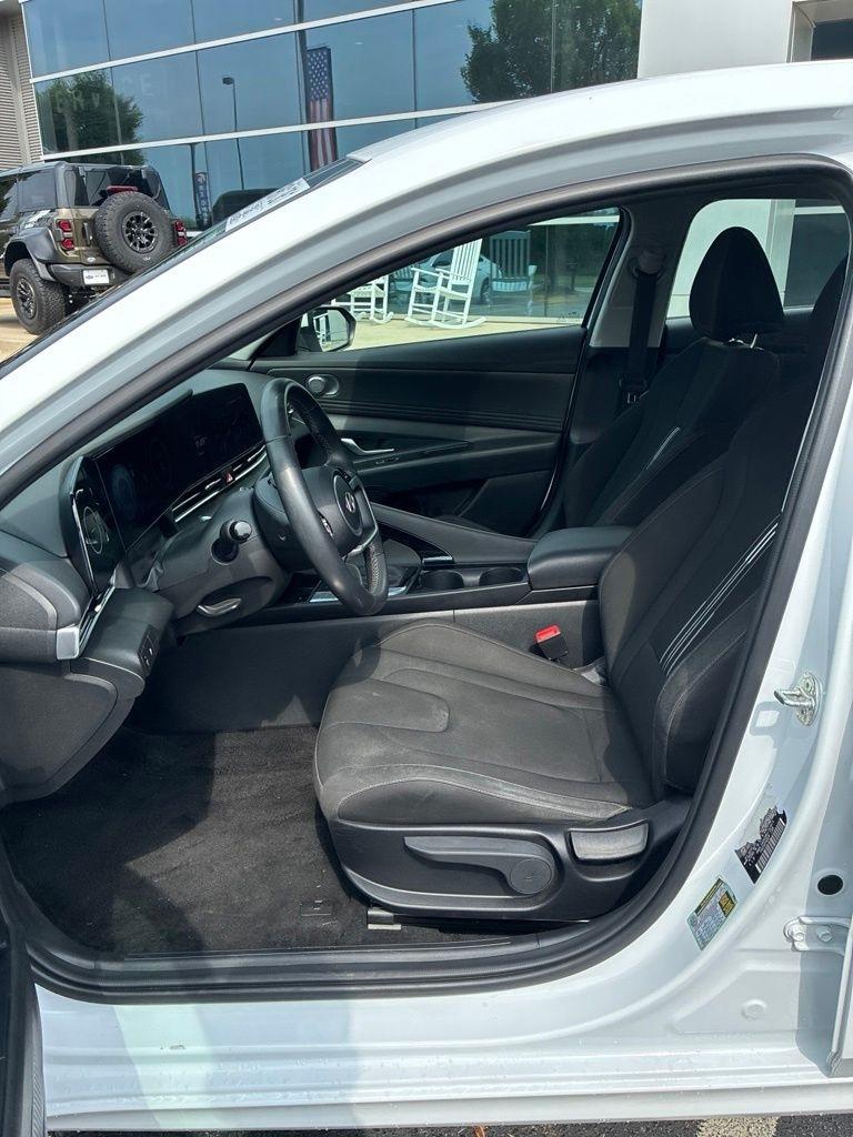 Hyundai Elantra SEL IVT 2024