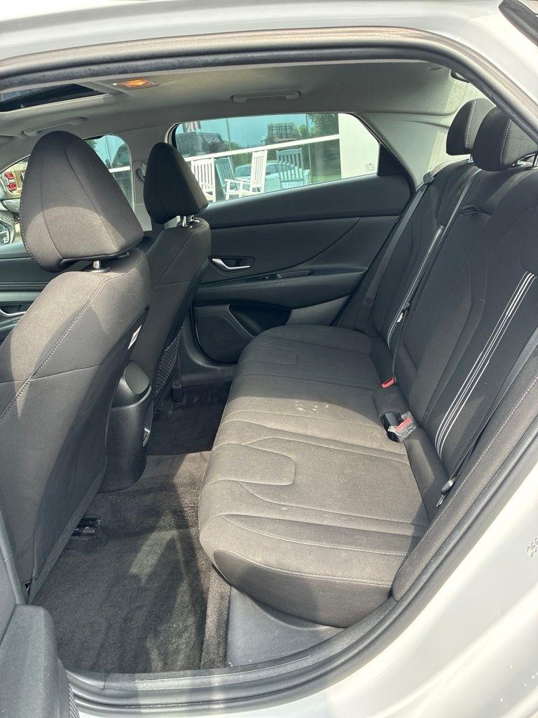 Hyundai Elantra SEL IVT 2024