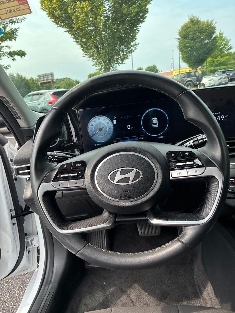 Hyundai Elantra SEL IVT 2024
