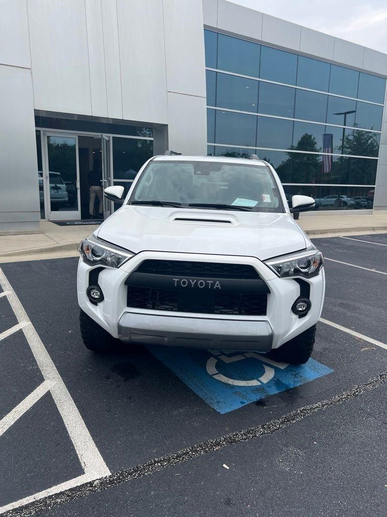 Toyota 4Runner TRD Off Road 4WD (Natl) 2024