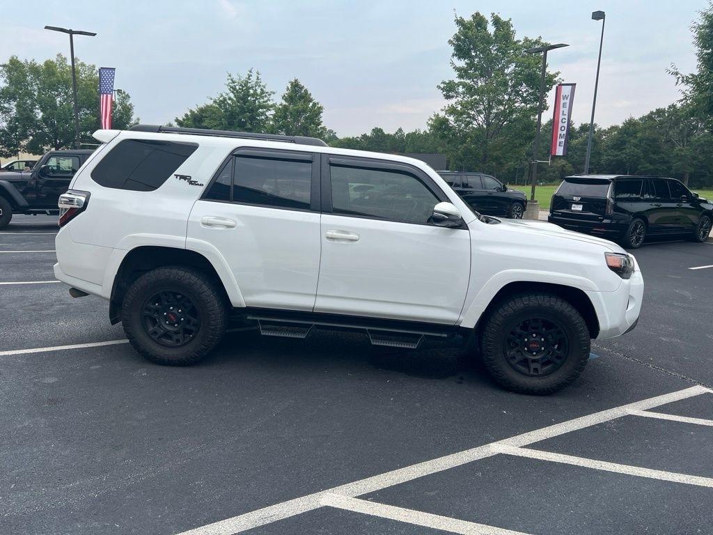Toyota 4Runner TRD Off Road 4WD (Natl) 2024