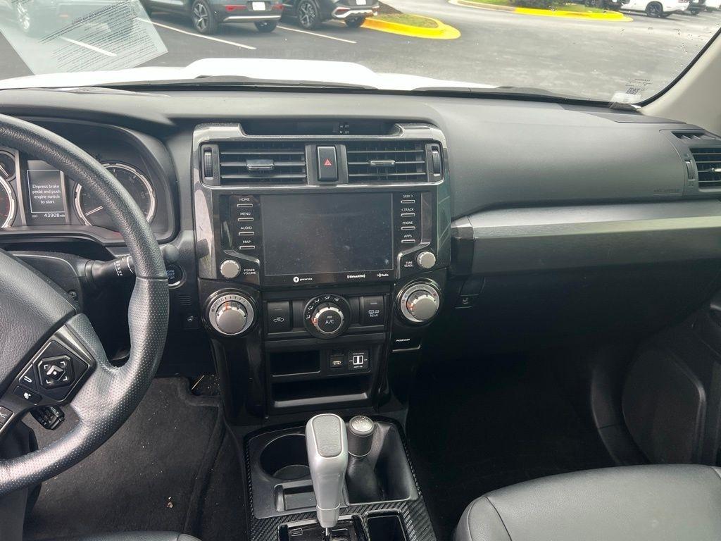 Toyota 4Runner TRD Off Road 4WD (Natl) 2024