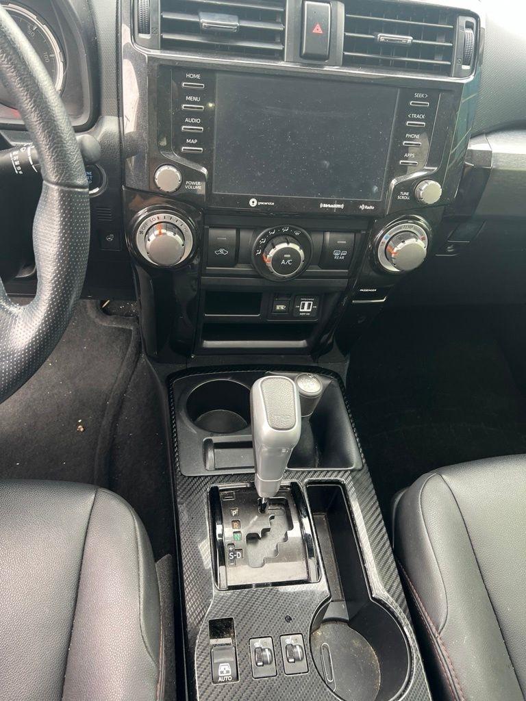 Toyota 4Runner TRD Off Road 4WD (Natl) 2024