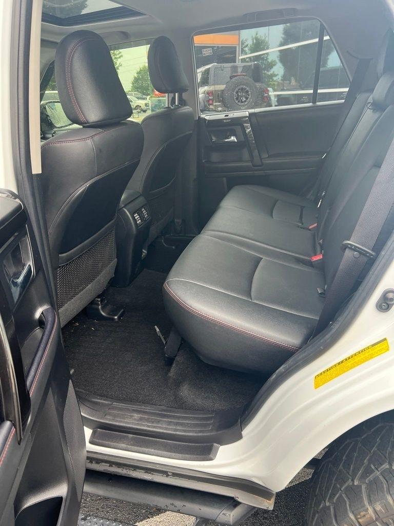 Toyota 4Runner TRD Off Road 4WD (Natl) 2024