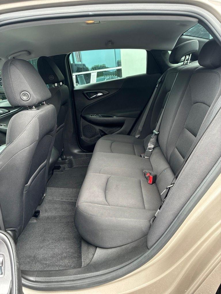 Chevrolet Malibu 4dr Sdn RS 2022