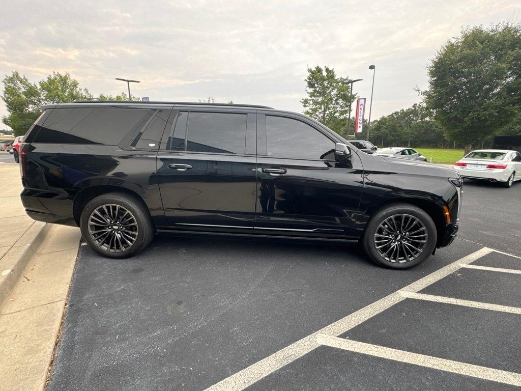 Cadillac Escalade ESV 4WD 4dr Sport Platinum 2025