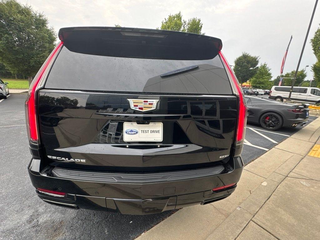 Cadillac Escalade ESV 4WD 4dr Sport Platinum 2025