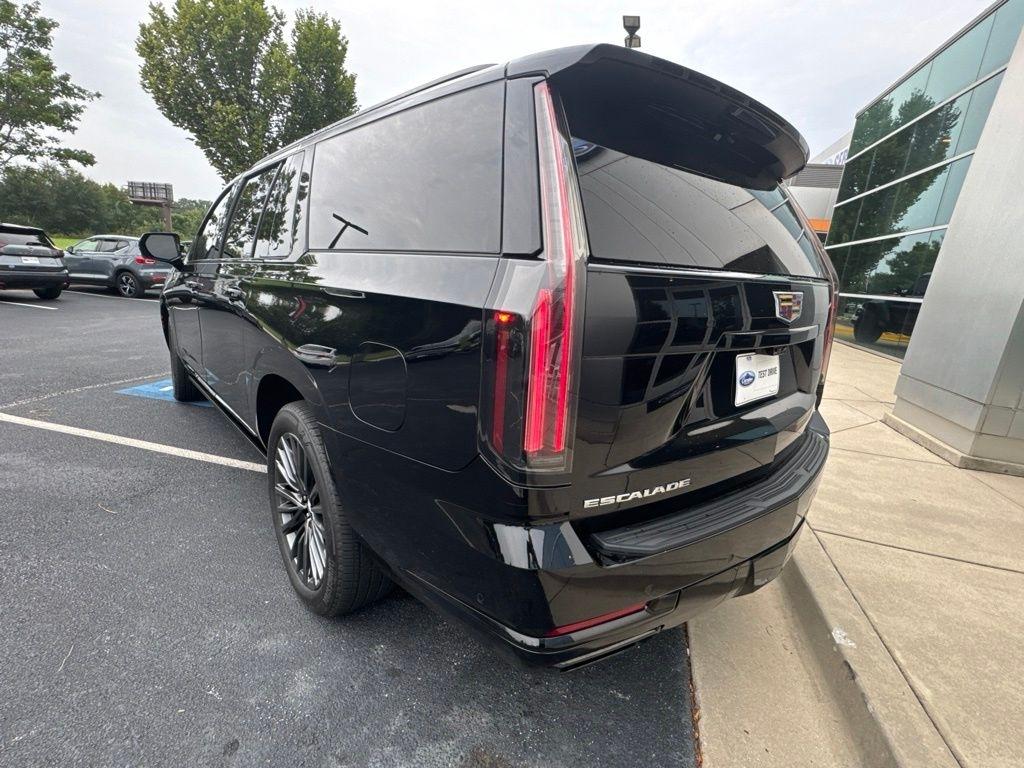 Cadillac Escalade ESV 4WD 4dr Sport Platinum 2025