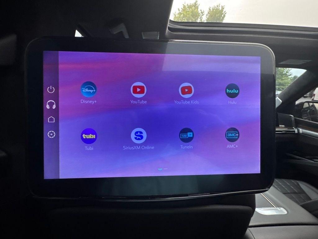 Cadillac Escalade ESV 4WD 4dr Sport Platinum 2025