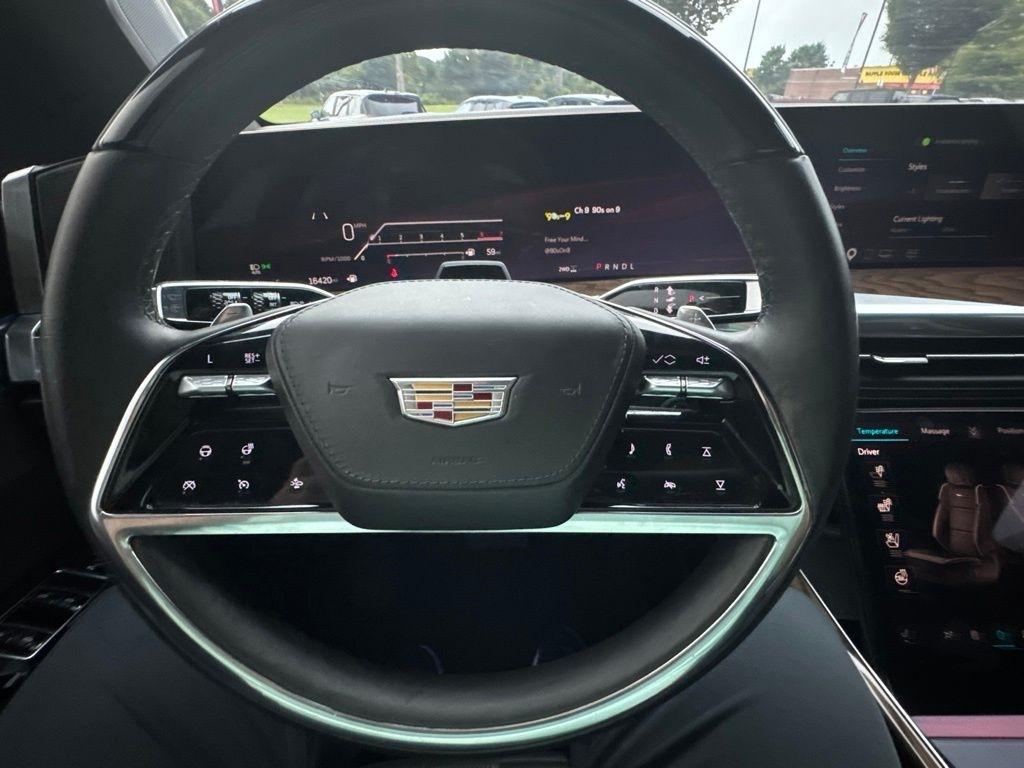 Cadillac Escalade ESV 4WD 4dr Sport Platinum 2025