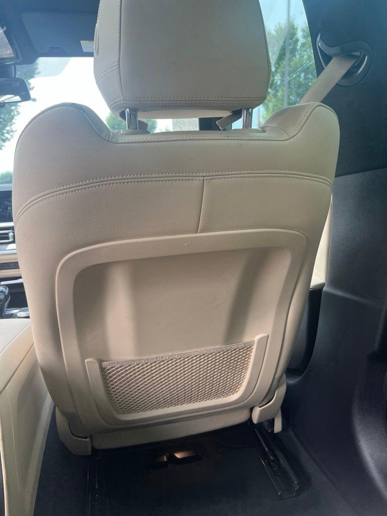 BMW 3 Series 330i Sedan North America 2019